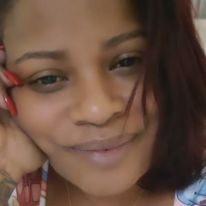 Meet your Posher, Valerie